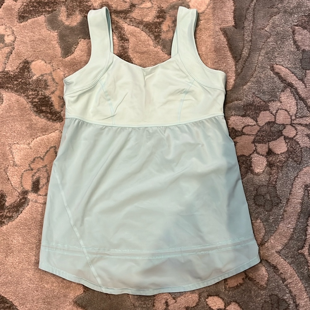 Lululemon tank top